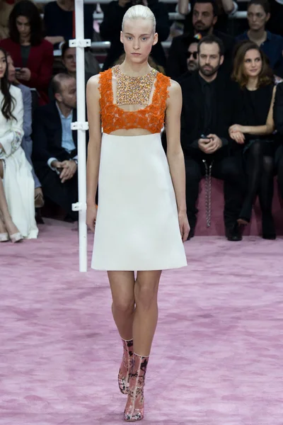 Look 20